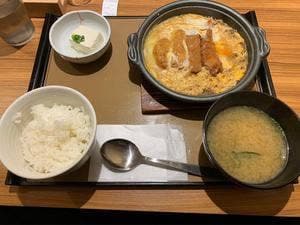 やよい軒 三宮店