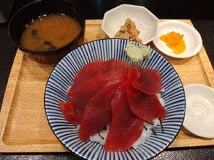 まぐろ丼や 恵み 1号店