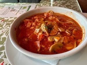 サムシング 本店