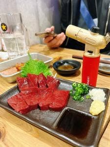 大阪西成もつ肉商店 裏野毛横丁満天ホール