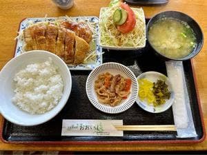 おおいし