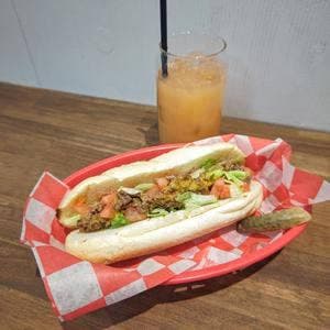 NEW NEW YORK CLUB DELI＆GROCERRY