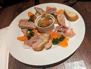 VILLA BIANCHI 丸の内OAZO店