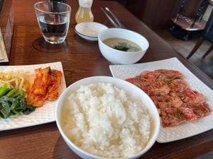 焼肉 旬苑