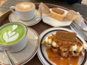 cafe+82