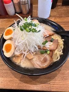 とんこつらーめん 無極 西台