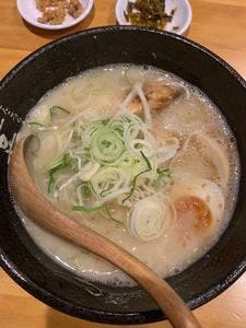 とんこつらぁ麺 嘉晴