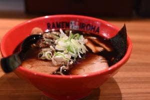 麺家いろは CiC店