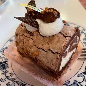 Patisserie Bon Courage