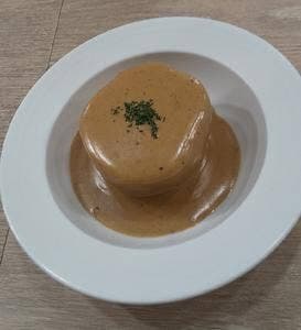 赤白 ホワイティ梅田店