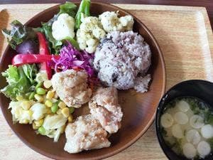 鳥〇食堂×タニタカフェ イオンモールむさし村山店