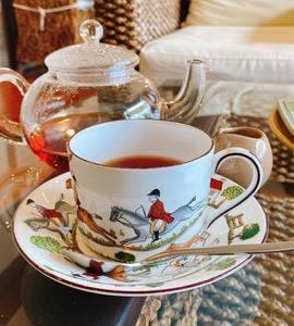 紅茶とうつわの店