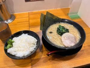 横浜家系ラーメン一蓮家 お初天神店