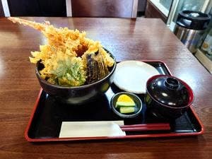 あかまる
