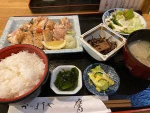 かっぽうや鷹