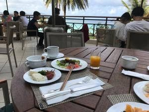 カフェテラス ラ・ティーダ ザ・ブセナテラス