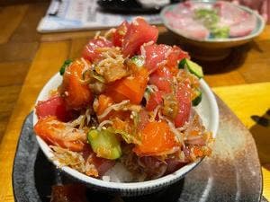 海鮮バル 魚晴