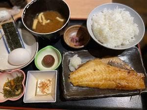 炉端焼き 魚然 銀座三丁目店