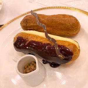 銀座トリコロール 本店