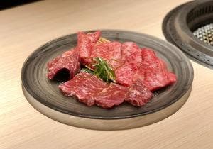 焼肉 六六六