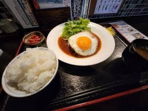 五橋 旬菜・鉄板焼き 暁