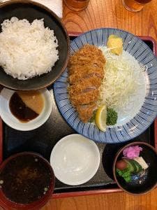 とんかつ 稲 鷺沼店