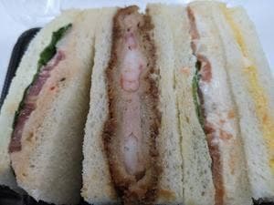 フレッシュベーカリー神戸屋 高田馬場駅店