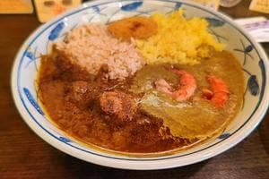 カレー処 琥珀荘