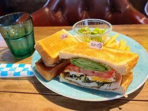 Swampside cafe LaidBack