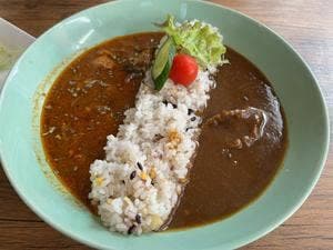 Cafe 音と友に