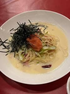 赤いどうくつ