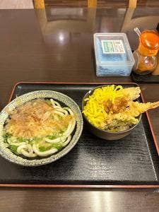 セルフうどん さざなみ 藤田店