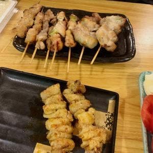 炭火焼鳥 虜 西新宿店