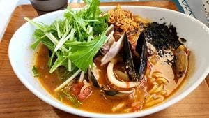 黄金トマトのカル麺 裾野店