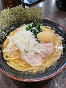 横浜家系ラーメン 大黒家 甲府駅前店