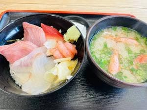 新潟漁協 新潟支所直売所 地魚工房