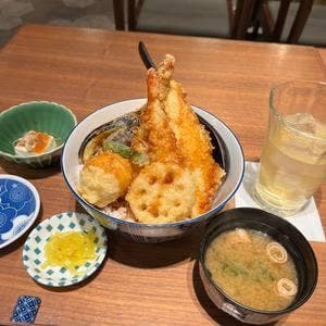 天ぷら 天寅 カメイドクロック店