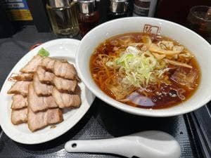 喜多方ラーメン 坂内 市川店
