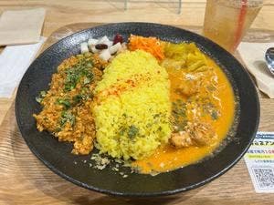 バルと、デリと、スパイスカレー ashitamo iihi