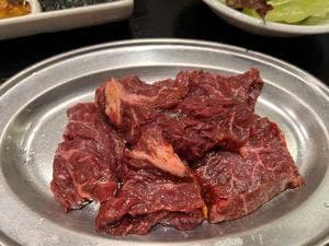 炭火焼肉 牛匠