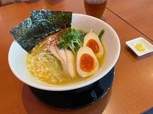 鶏白湯ラーメン ぱいず