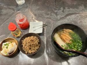 沖縄バル ふぁいみーる