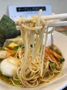 鴨だし拉麺 鳴馬良 上田店