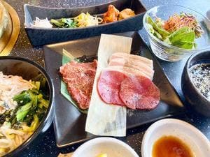 焼肉 べこ亭