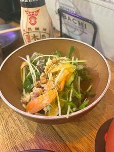 ヨコスカヒバチ