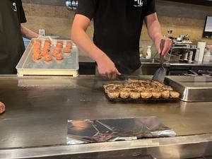 鉄板焼き・お好み焼き 鉄板本舗