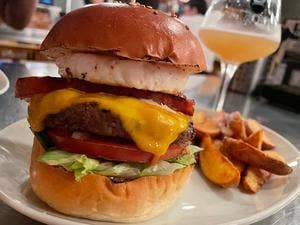 BEER PUB CAMDEN 池袋東口店