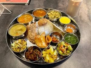 106サウスインディアン 北九州店