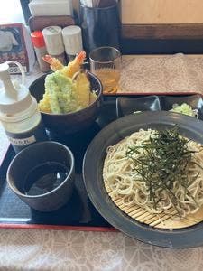 十割そば 月 市原店