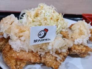 からあげ、定食、丼 がブリチキン。 則武新町店